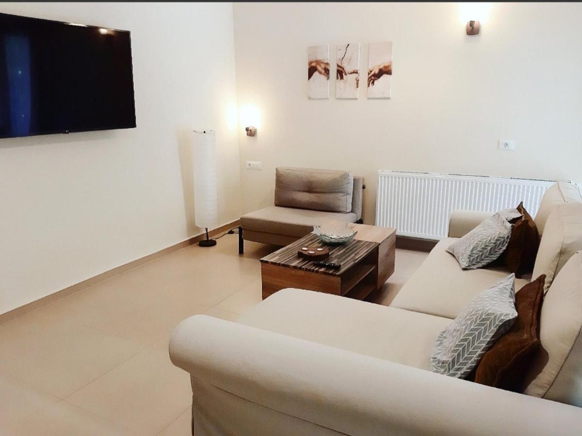 Green View Apartment Ágios Pétros Екстериор снимка